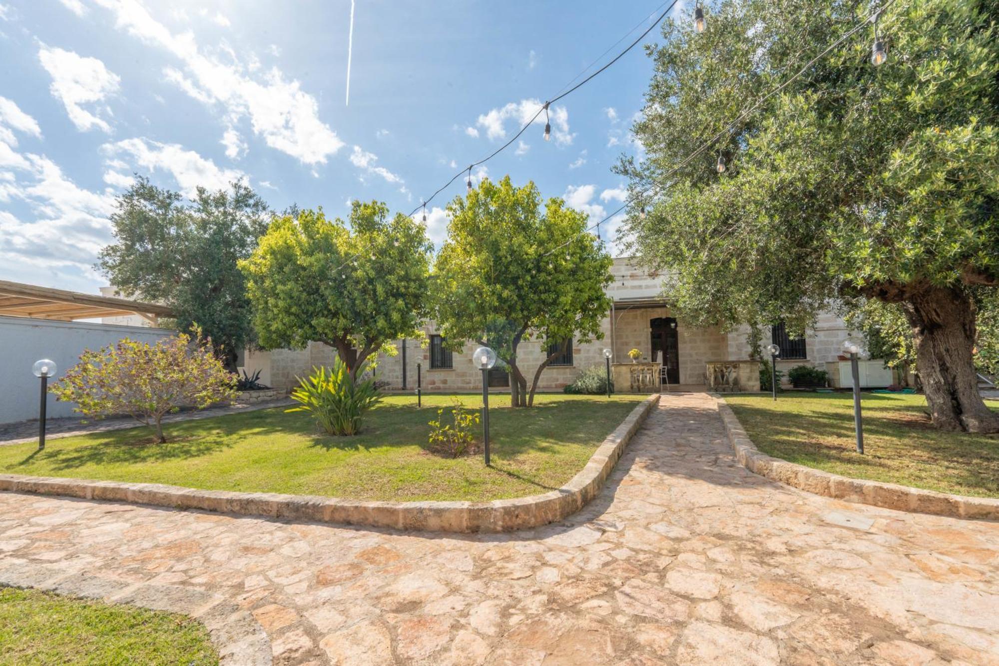 Dimora Tauro B&B Fasano Exterior photo